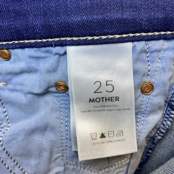MOTHER The Weekender Fray Flared Jeans in Tongue and Chic - Picture 10 of 11